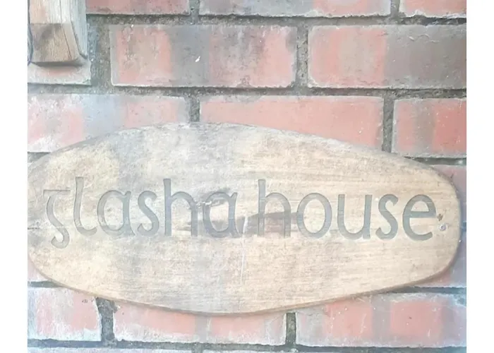 Glasha House * Limerick Junction
